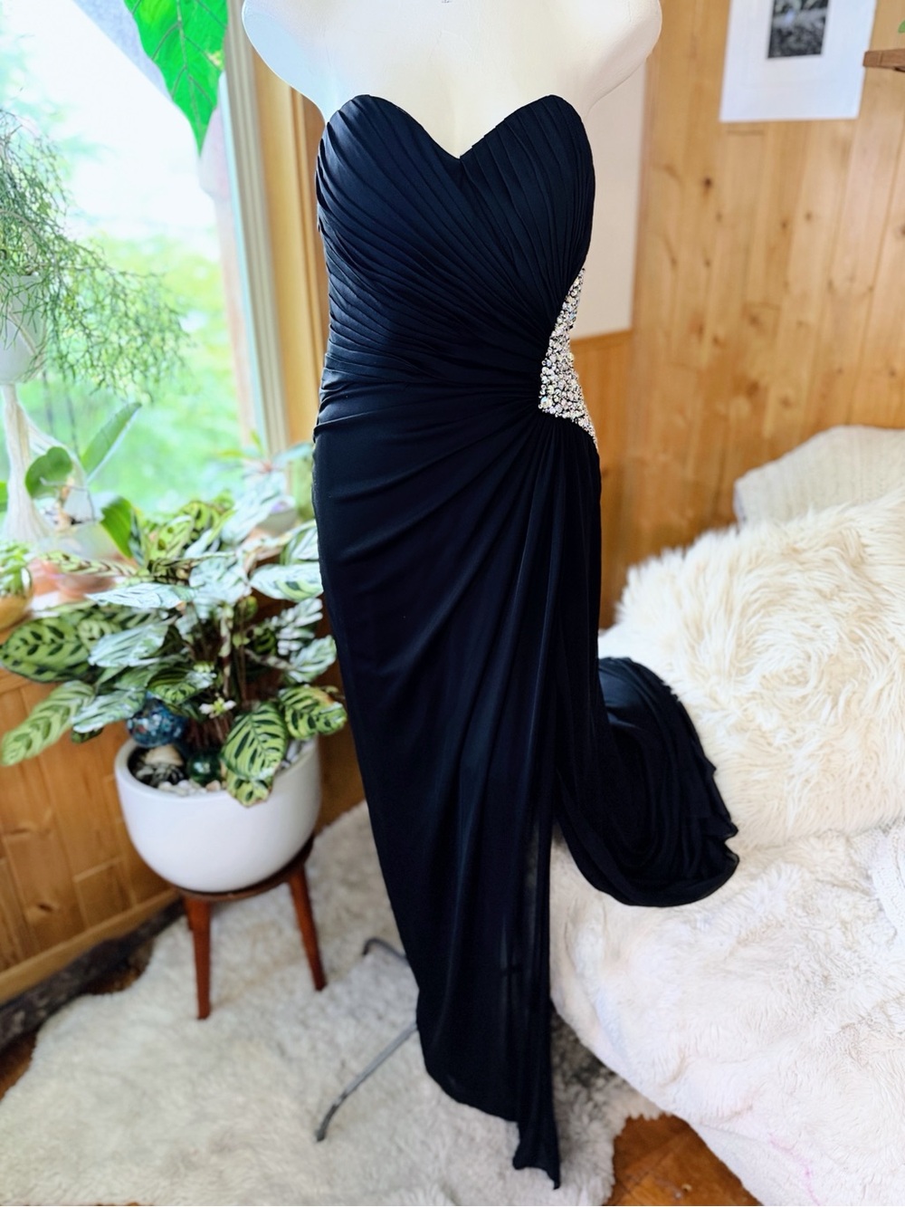 Morgan & Co Black Strapless Rhinestone Cutout Formal Gown Size 9 Prom Dress EUC